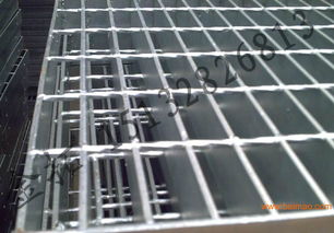 金拓格柵板 高空作業與水電領域的高品質建筑裝飾材料